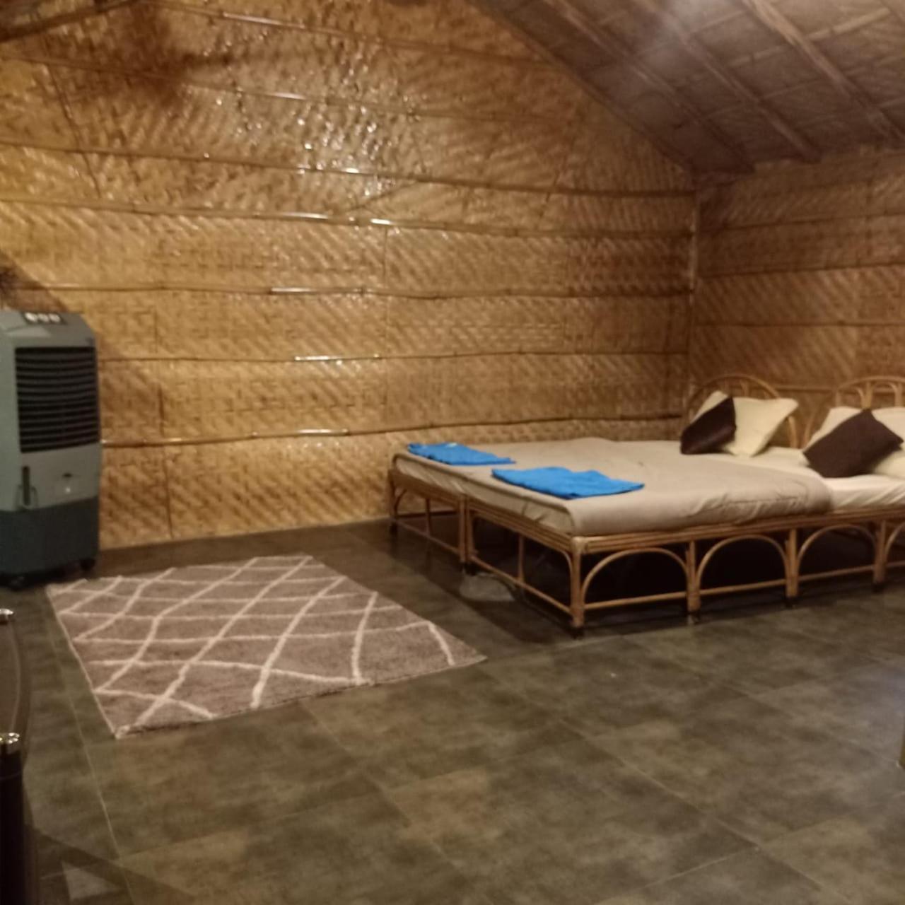 Hidden Place In Hampi Hotel Exterior foto